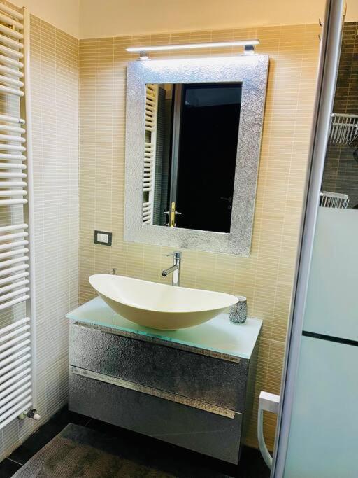 Moderno Loft Alle Porte Di Milano - 115Mq - 3 Posti Cormano Kültér fotó